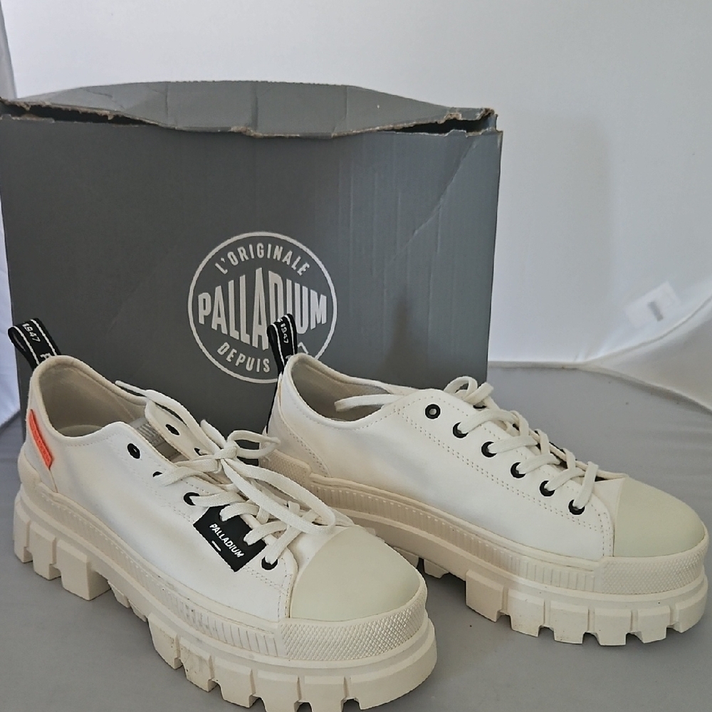 Palladium Off-White Chunky Sneakers